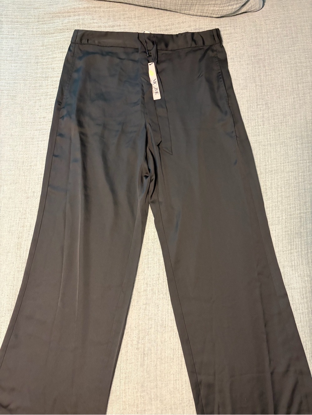NWT NIC+ZOE Women’s Black Wide-Leg satin Pants